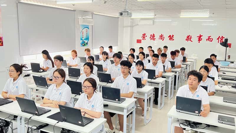 1750930465435536.jpg d39ec97d0471bd7fd3483943d2cd80a-ys.jpg